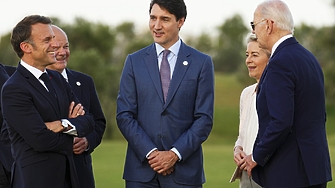 Лаура Палестини от Монреал и Виолет Спилебут от Северна Франция