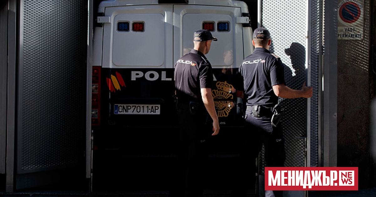 Испания арестува един от висшите си полицаи, след като 20