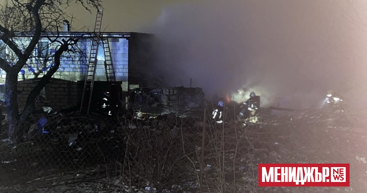 Товарен самолет на DHL се разби при кацане на летището