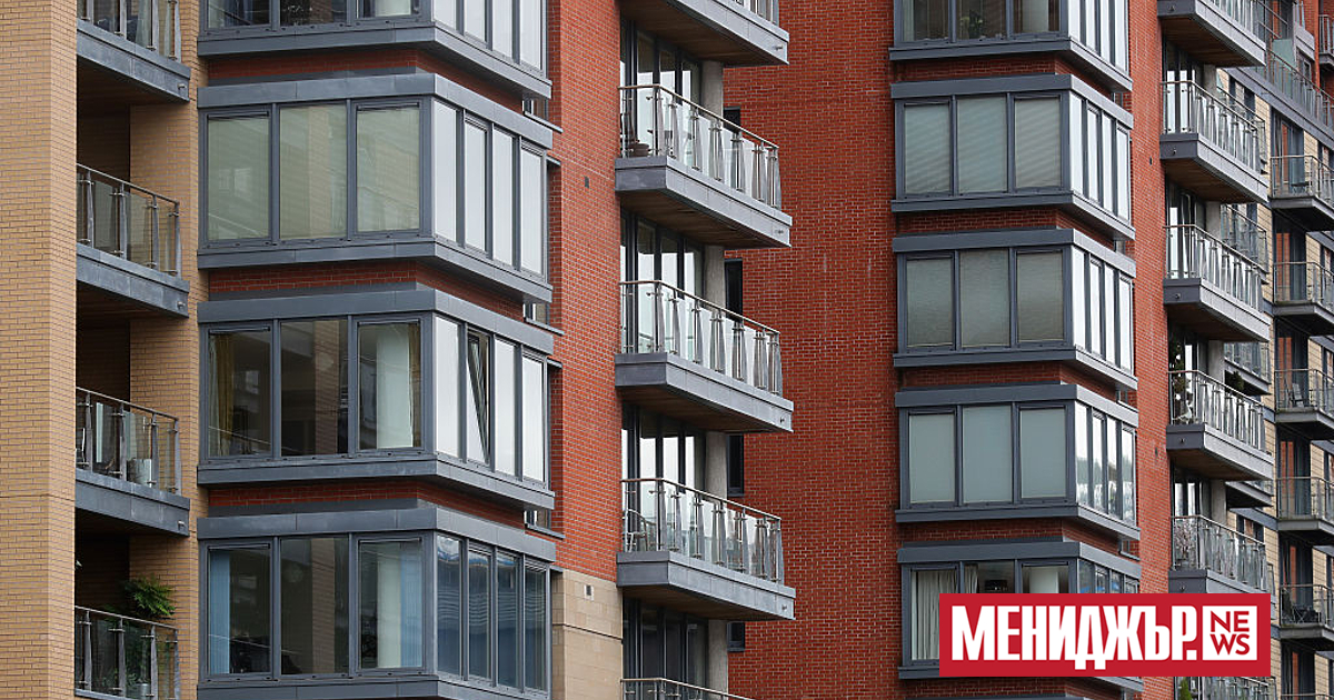 Средните цени на жилищата във Великобритания през миналия месец са