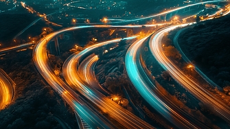 Футурологът Ейми Уеб вярва че технологичният суперцикъл съчетаващ изкуствен интелект