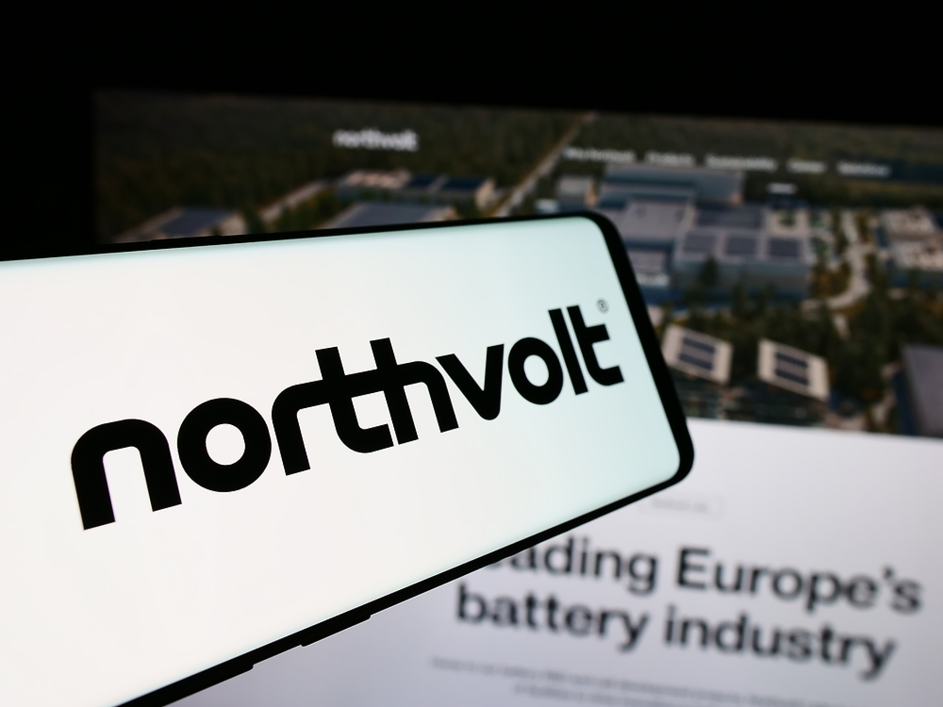 Northvolt опитва да продаде бизнеса си с индустриални батерии заради липса на средства 