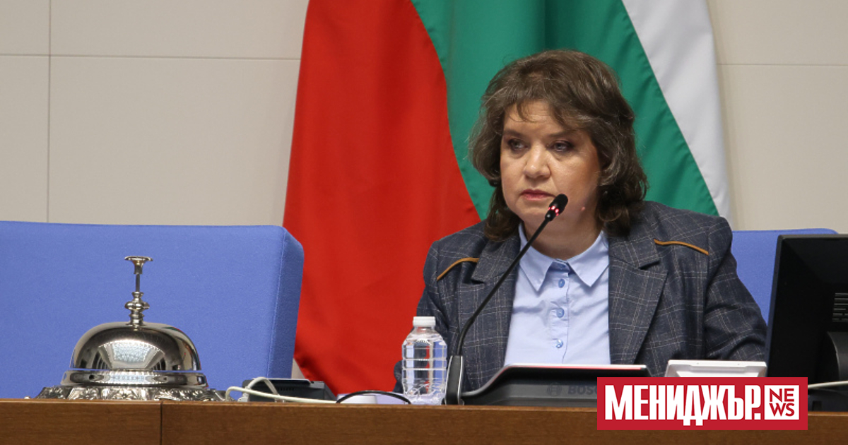 Председателят на Народното събрание Наталия Киселова обяви, че след формиране