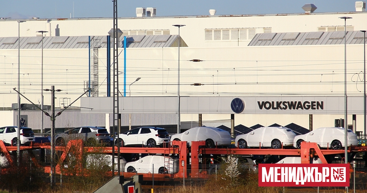 Китайски служители и автомобилни производители се вглеждат в германски заводи,