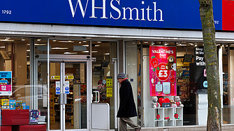 Британският търговец на дребно WH Smith иска да продаде историческия