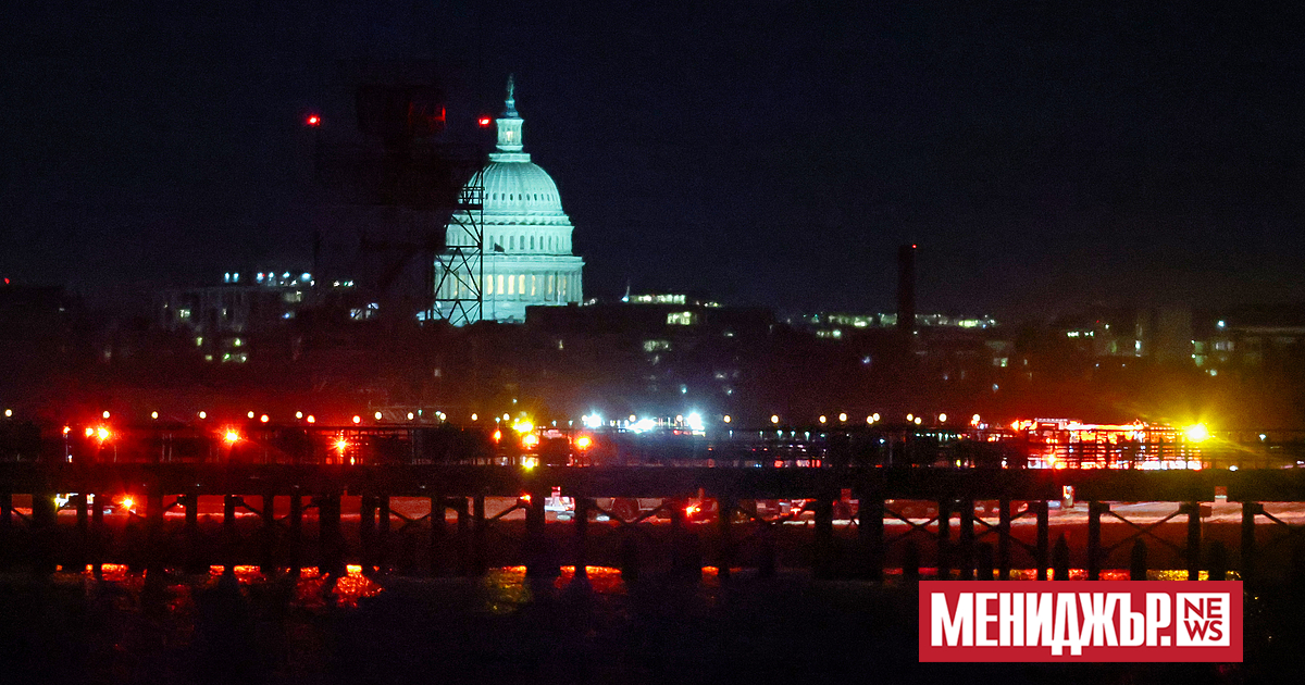 Самолет на авиокомпания American Airlines е паднал в река Потомак,