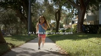 Марката за красота на Unilever Dove се рекламира в