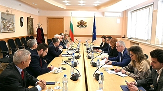 Асоциацията на организациите на българските работодатели АОБР и министърът на