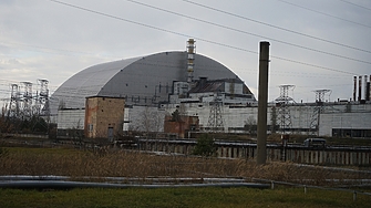 Започнало е частично разглобяване на структурата на защитния саркофаг на