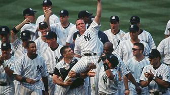 Легендарният бейзболен клуб New York Yankees отмени забраната си играчие