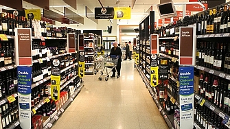 В структурата на продажбите на категорията бързооборотни стоки през 2024