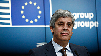 Изпадналата в затруднения икономика на Европа тревожи икономистите като членът