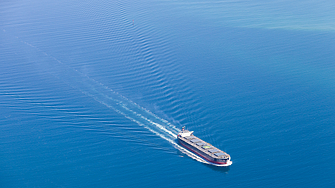 Най-голямата турска корабоплавателна компания се мести в Гърция