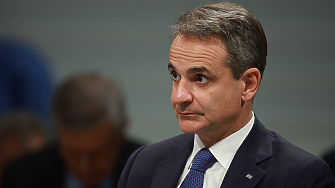 Гръцкият премиер Кириакос Мицотакис смени ключови министри в опит да