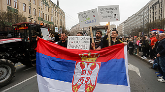 Зеленски: Политическо решение за Крим е възможно и предпочитано