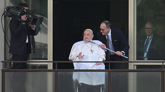 Папа Франциск беше изписан от римската болница Джемели в неделя