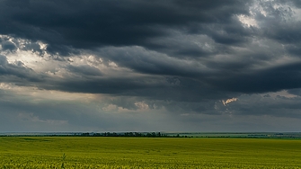Днес ще бъде предимно облачно На места главно в Западна