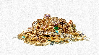 Цените на златото се покачват до поредни върхове и бижутерите