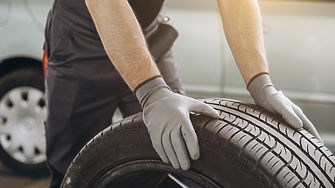 Всички знаем че има различни автомобилни гуми за лятото и