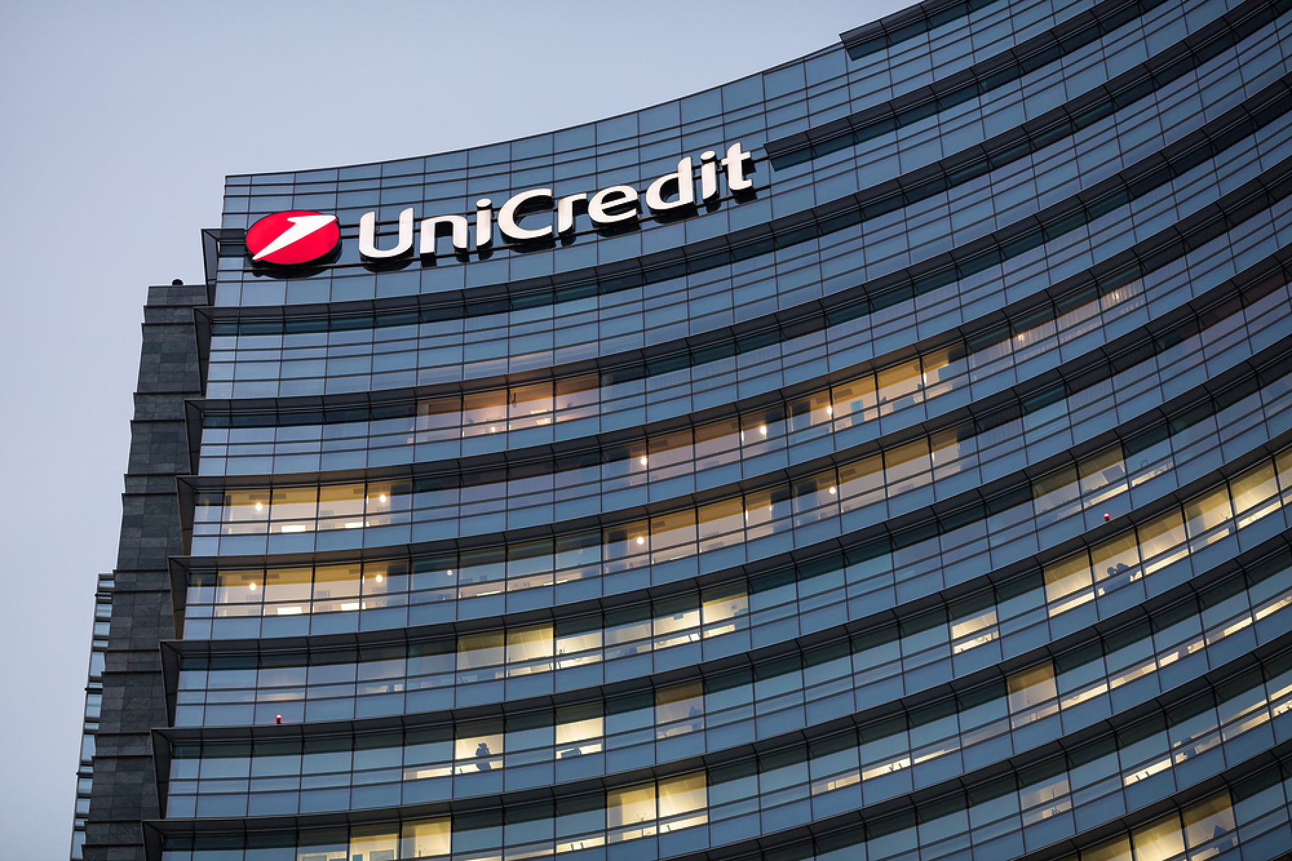 Шефът на UniCredit е по-малко оптимистичен за  перспективите за консолидация  на  банки