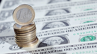 Еврото скочи до тригодишен връх спрямо долара