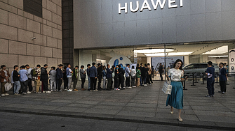 Китайският технологичен гигант Huawei отчете рязък скок в приходите си