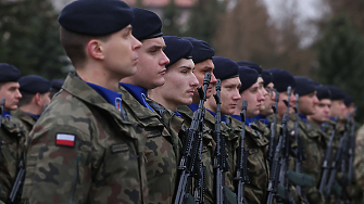 Полша пресметна, че има боеприпаси за 1-2 седмици, ако бъде нападната