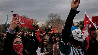 Шведският журналист Йоаким Медин е бил арестуван в Турция по обвинения