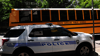 Бившият мениджър на Bloomberg Ричард Самарел съпругата му Лина и