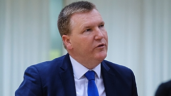 Еврокомисарят по правосъдието Майкъл Макграт заяви пред мониторинговата група на