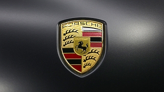 Доставките на Porsche за първото тримесечие спадат поради по-слабото търсене в Китай и Европа