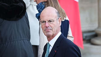 Франция ще трябва да намери още 40 милиарда евро икономии