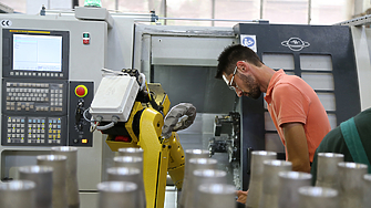 Оръжейните заводи в Сопот търсят стажанти