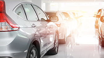 Някои компании извън САЩ заявиха че обмислят разширяване на присъствието