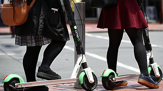 През изминалата седмица драстично зачестиха инцидентите с тротинетки Двама младежи