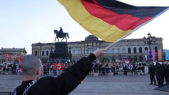 Федералната служба за защита на конституцията на Германия определи крайнодясната