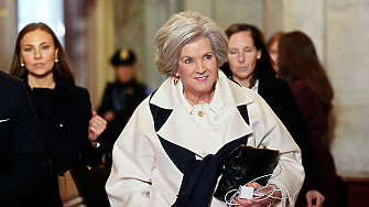 Милиардерът Илон Мъск който ръководи Департамента за повишаване на правителствента