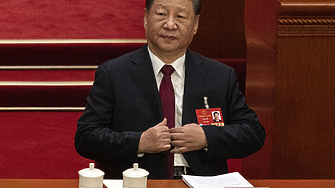 Китайският президент Си Дзинпин обеща самостоятелност и самоукрепване за развитието