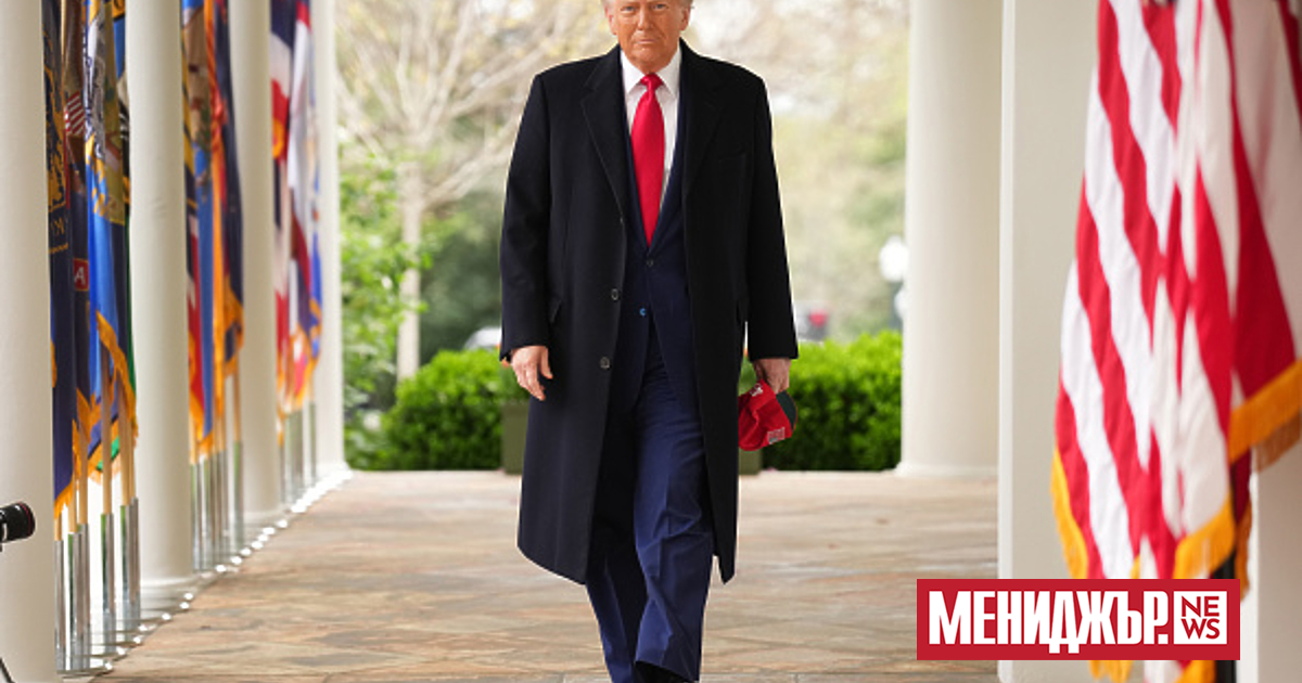 Президентът на САЩ Доналд Тръмп подписа два указа, с които