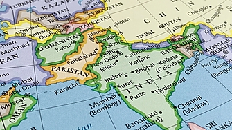 Армиите на Пакистан и Индия са в повишена бойна готовност