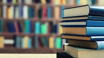 Все повече хора пазаруват онлайн като тази тенденция се наблюдава