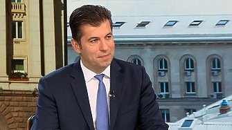 Кирил Петков: Най-важното за страната в момента е да въведе еврото