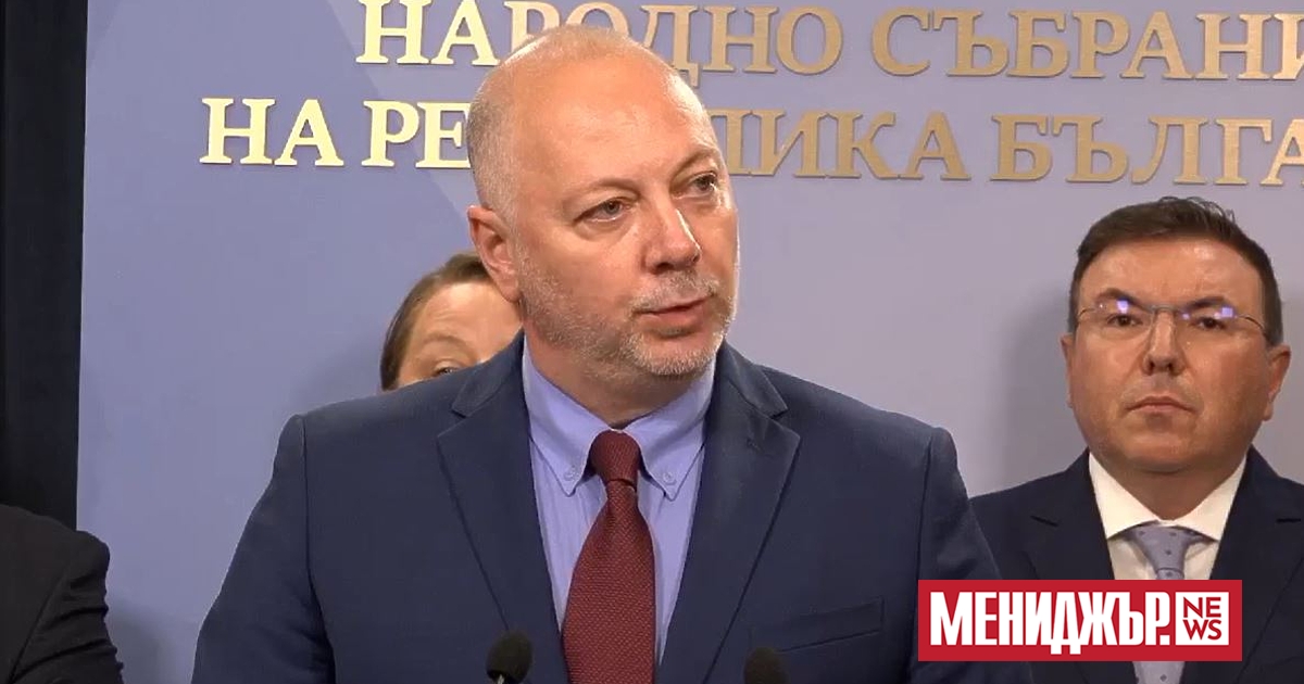 Премиерът Росен Желязков и шефът на Българската народна банка Димитър