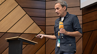 Микропластмасите са буквално навсякъде от Еверест до Марианската падина