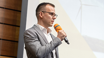 Как технологиите и AI променят търговията с енергия?