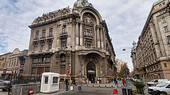 Румънските акции се сринаха в понеделник след като крайнодесният кандидат Джордже