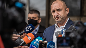 Радев: По-важно от напрежението в Европа, е напрежението в България