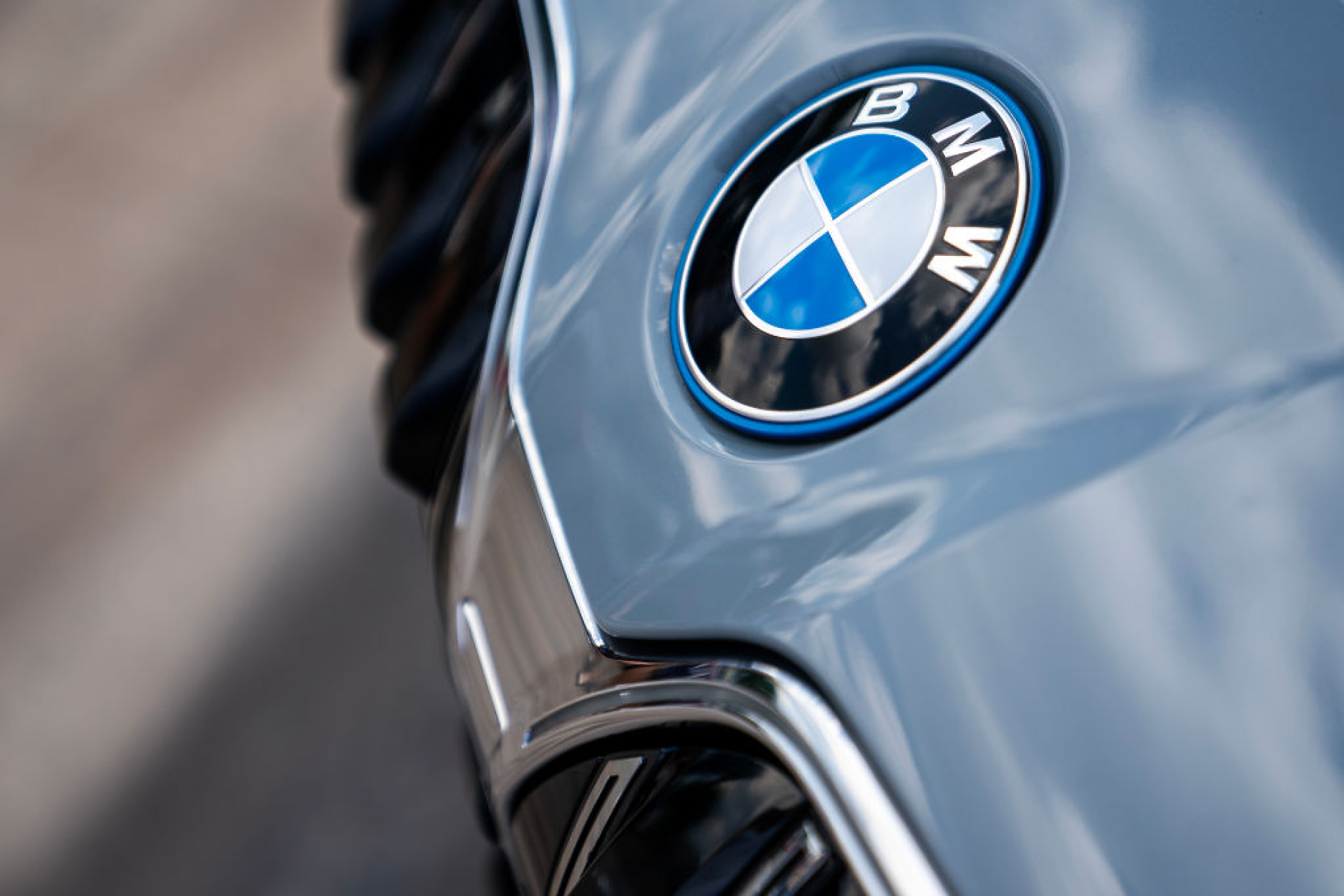 BMW предупреди, че митата ще имат „забележимо“ въздействие върху бизнеса му през Q2
