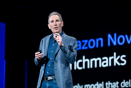 Акционерите на Amazon отхвърлиха предложение за постоянно разделяне на ролите на главен изпълнителен директор и председател