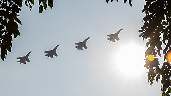 Въздушният бой между произведени в Китай пакистански самолети и произведени